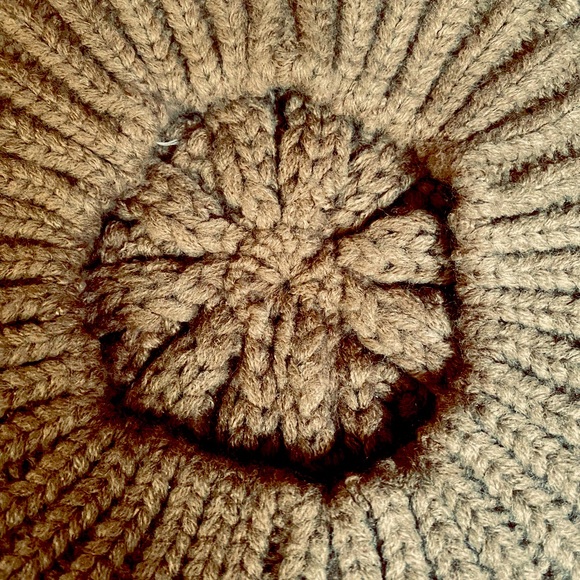 Michael Michael Kors Slouch Beanie - Picture 4 of 4